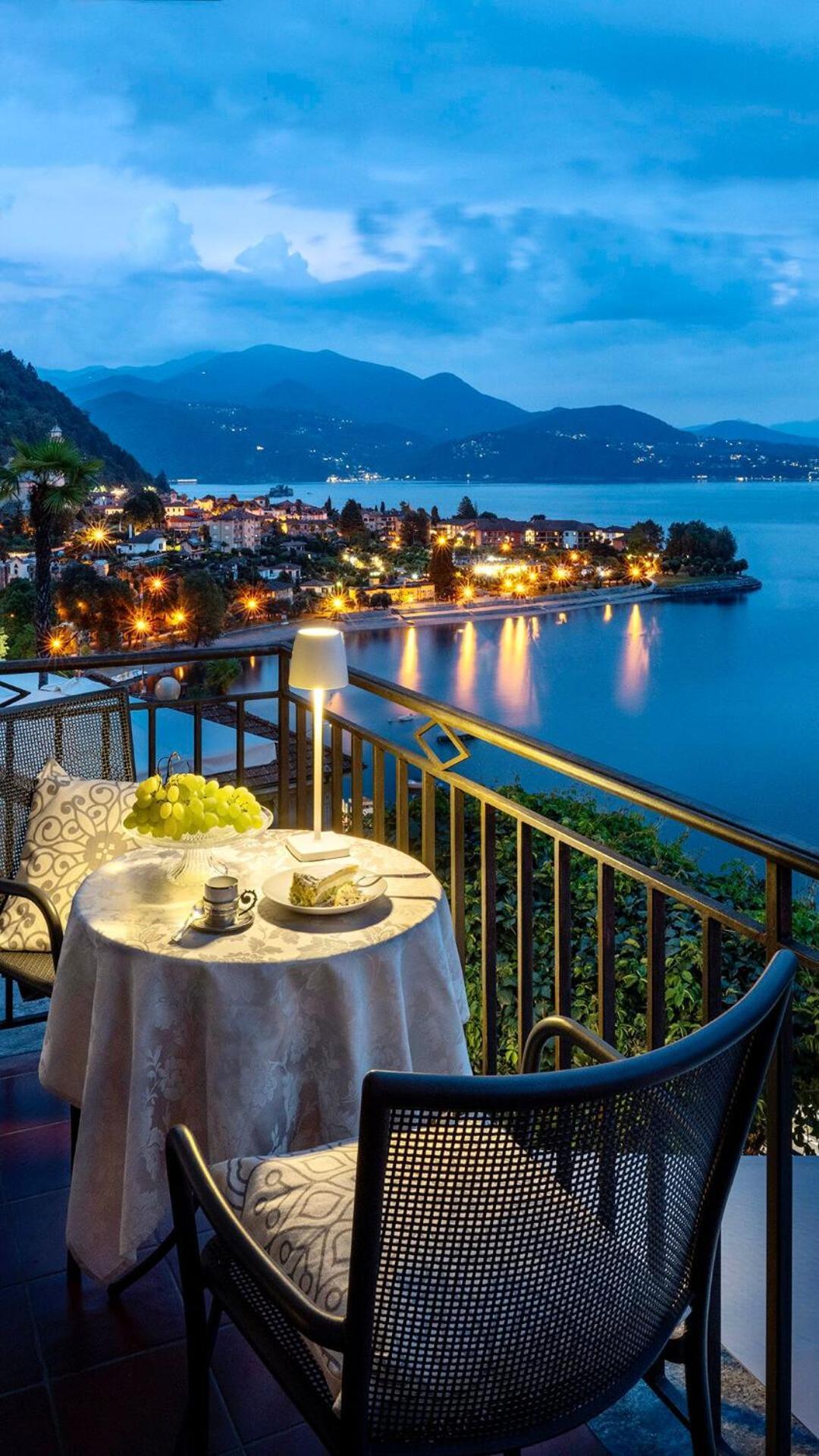 Hotel La Rondinella カンネロ・リヴィエーラ エクステリア 写真