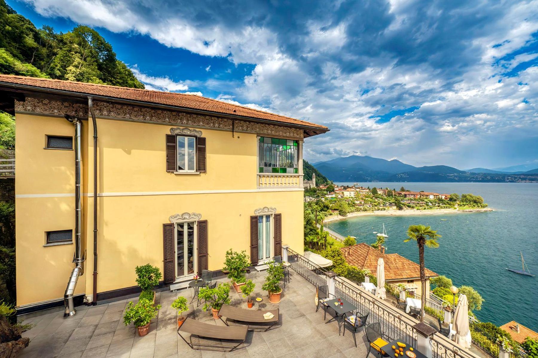 Hotel La Rondinella カンネロ・リヴィエーラ エクステリア 写真