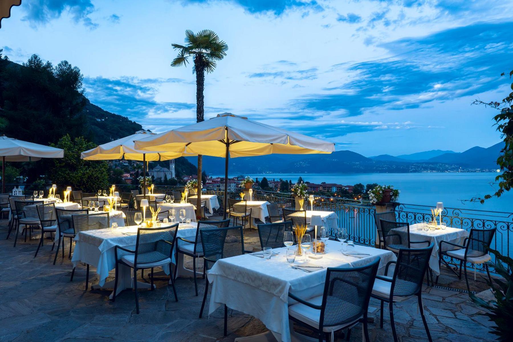 Hotel La Rondinella カンネロ・リヴィエーラ エクステリア 写真