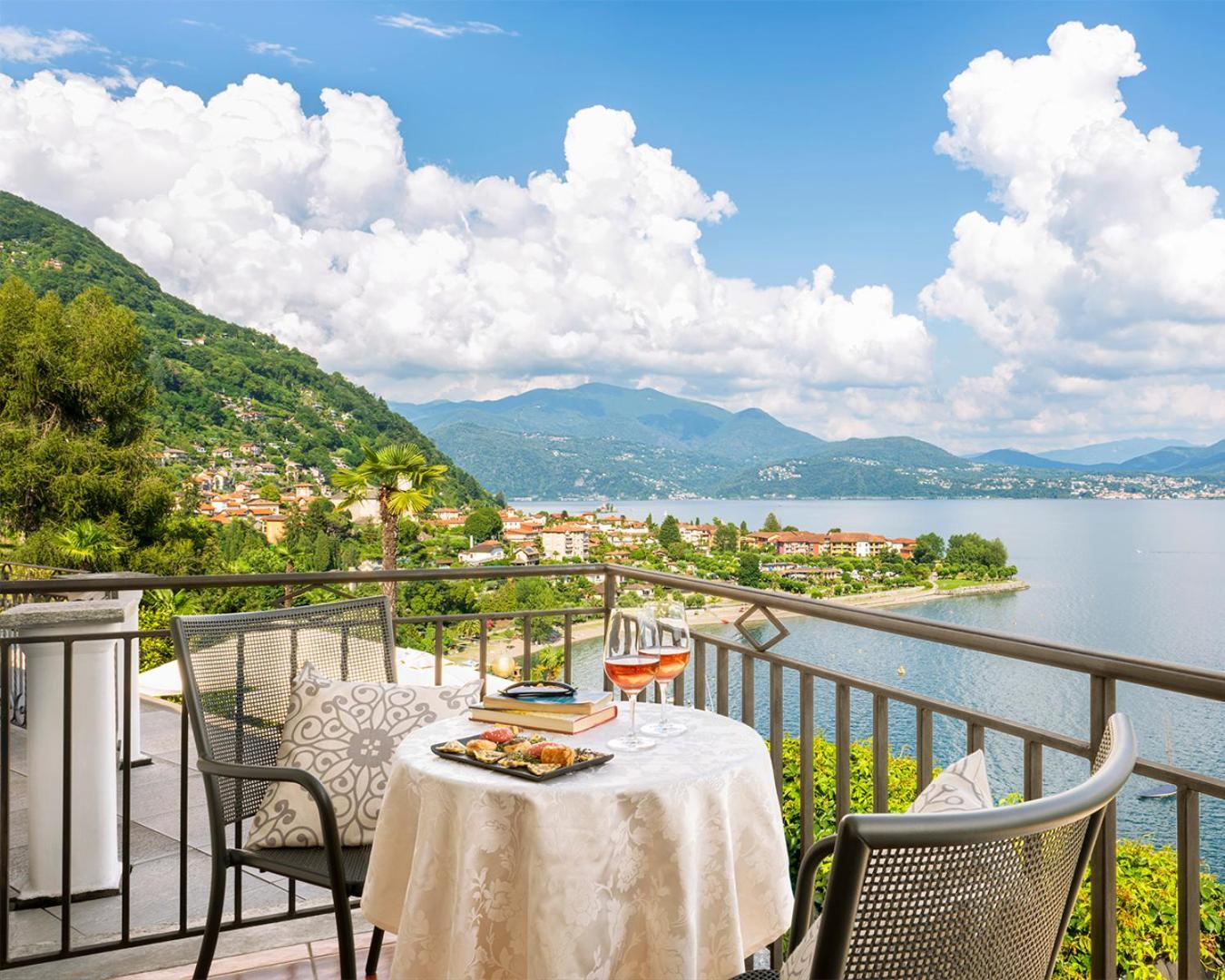 Hotel La Rondinella カンネロ・リヴィエーラ エクステリア 写真
